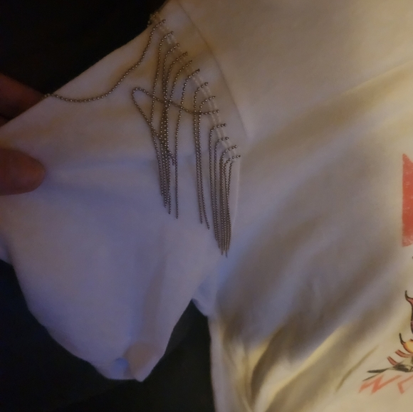 Rock and Roll T-Shirt with silver chain design (watch video). - Picture 3 of 4